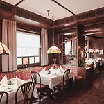 Hotel-restaurant Schwarzkopf ホテル 3*