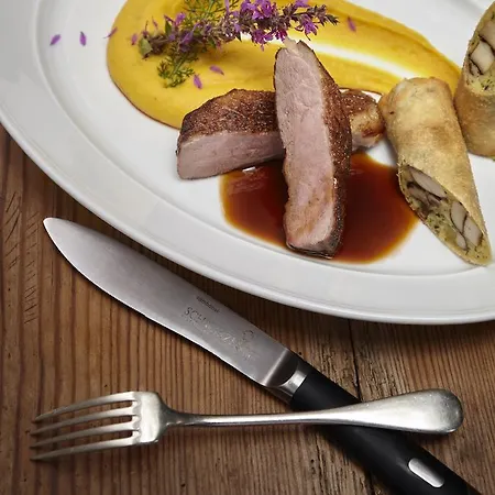 Hotel-restaurant Schwarzkopf ホテル Frammersbach